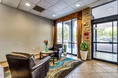 Photo 5 - Wyndham Garden Wichita Downtown