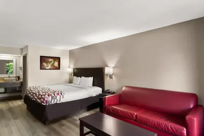 Photo 2 - Red Roof Inn Kingsland