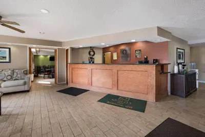 Photo 4 - Quality Inn Ashland I 71 & US 250