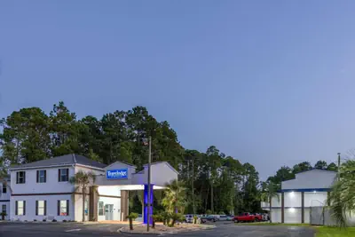 Photo 4 - Travelodge by Wyndham Kingsland GA