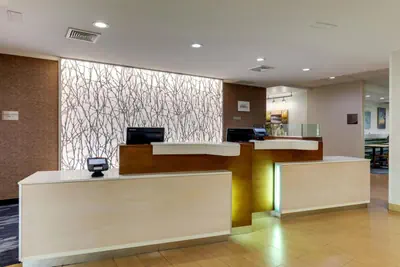 Photo 4 - Fairfield Inn and Suites Hutchinson