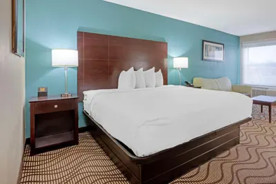 Photo 2 - Best Western Plus Lonoke Hotel