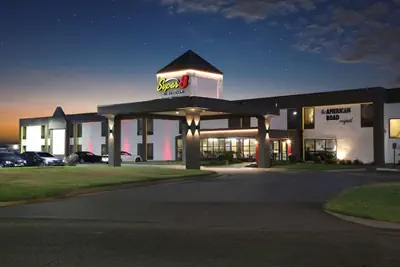 Photo 3 - Super 8 by Wyndham Wichita South
