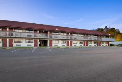 Photo 4 - Red Roof Inn Binghamton - Johnson City