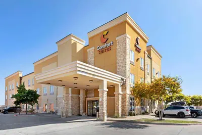 Photo 2 - Comfort Suites West Dallas - Cockrell Hill