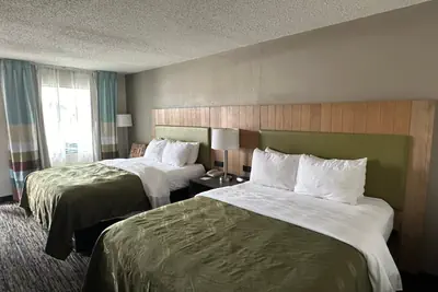 Photo 5 - Quality Inn Calhoun North I-75
