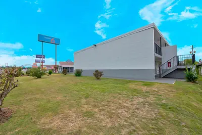 Photo 5 - Motel 6 Tuscaloosa AL University