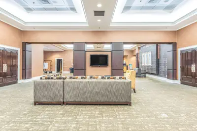 Photo 3 - DoubleTree by Hilton Columbus