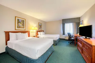 Photo 3 - La Quinta Inn by Wyndham Cleveland Independence