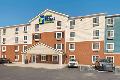 Photo 2 - Studio 6 Extended Stay Cincinnati Sharonville OH