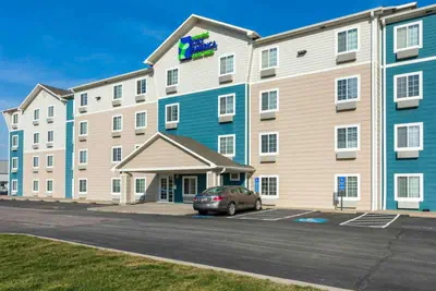 Photo 2 - Extended Stay America Select Suites - Cleveland - Avon