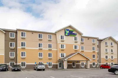 Photo 2 - Extended Stay America Select Suites - Wichita - Airport