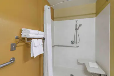 Photo 3 - Extended Stay America Select Suites - Atlanta - Morrow