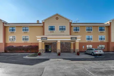 Photo 3 - Extended Stay America Suites - Champaign - Urbana