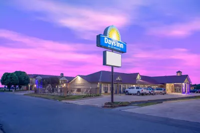Photo 4 - Days Inn by Wyndham Lonoke