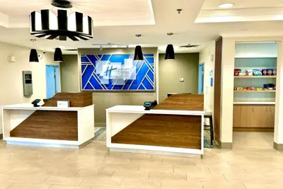 Photo 2 - Holiday Inn Express & Suites Dewitt - Syracuse by IHG