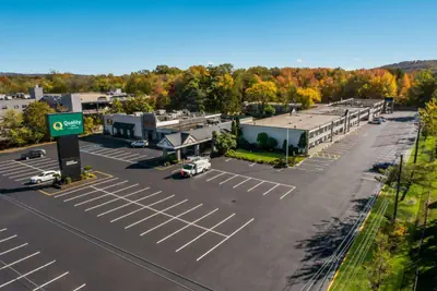 Photo 2 - Quality Inn Wayne - Fairfield Area
