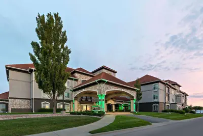 Photo 2 - La Quinta by Wyndham Olathe
