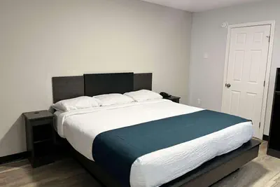 Photo 4 - Motel 6 Williamstown