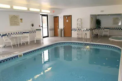 Photo 5 - Hampton Inn Chicago-Tinley Park