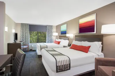Photo 3 - Wingate by Wyndham Columbia