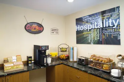 Photo 3 - Skyview Motel