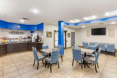 Photo 5 - Best Western St. Louis Inn
