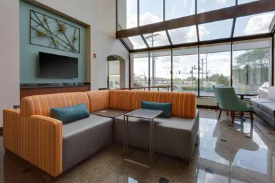 Photo 4 - Drury Inn & Suites Columbia Stadium Boulevard