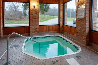 Photo 5 - Days Inn by Wyndham Wooster