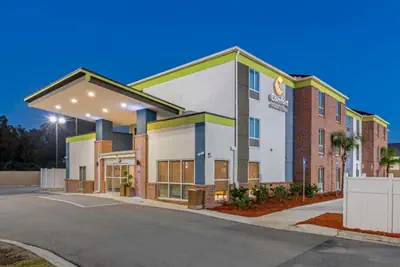 Photo 5 - Comfort Inn & Suites Brunswick I-95