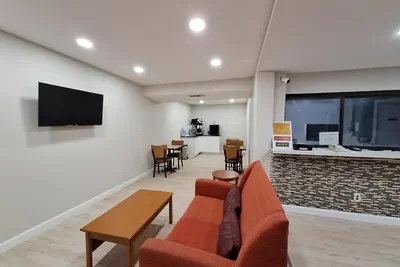 Photo 4 - Budget Inn - Roxboro