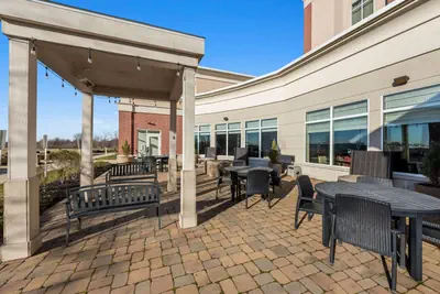 Photo 5 - Hilton Garden Inn Findlay