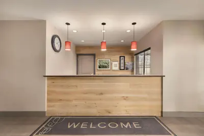 Photo 5 - Garner Hotel Madison - Huntsville Airport by IHG