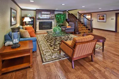 Photo 3 - Comfort Inn & Suites Rome South