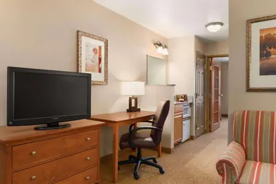 Photo 5 - Country Inn & Suites by Radisson, Sycamore, IL