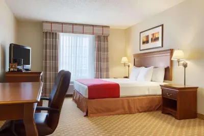 Photo 3 - Country Inn & Suites by Radisson, Nevada, MO