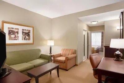 Photo 5 - Country Inn & Suites by Radisson, Ithaca, NY