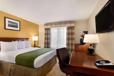 Photo 5 - Country Inn & Suites by Radisson, Marion, OH