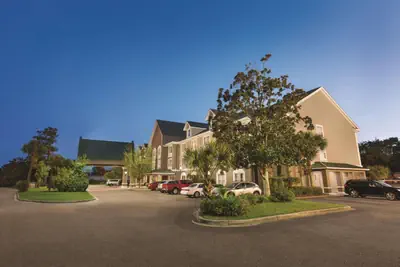Photo 2 - Country Inn & Suites by Radisson, Beaufort West, SC