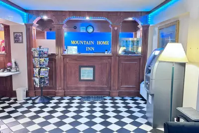 Photo 3 - Mountain Home Inn