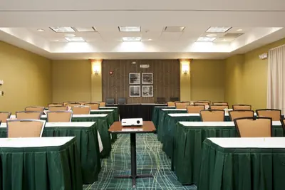 Photo 3 - SpringHill Suites by Marriott Chicago Naperville Warrenville