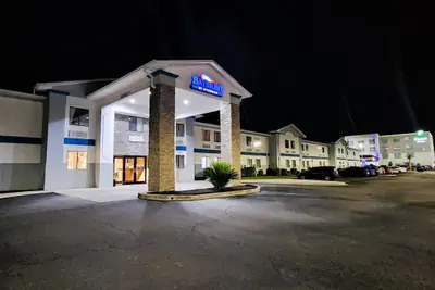 Photo 2 - Baymont by Wyndham Port Wentworth