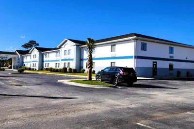 Photo 4 - Baymont by Wyndham Port Wentworth