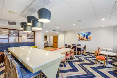 Photo 4 - Hampton Inn Mobile-I-10/Bellingrath Gardens