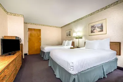 Photo 2 - Days Inn by Wyndham Vineland