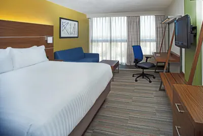 Photo 5 - Holiday Inn Express Nags Head Oceanfront by IHG