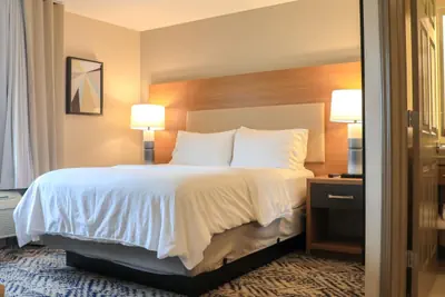 Photo 3 - Candlewood Suites - Peoria at Grand Prairie by IHG