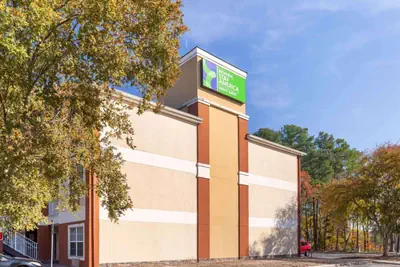 Photo 2 - Extended Stay America Select Suites - Raleigh - RDU Airport