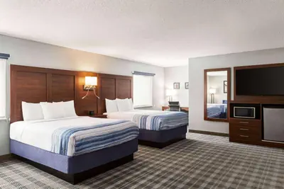 Photo 5 - AmericInn by Wyndham Williamsburg