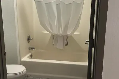 Photo 3 - Quality Inn & Suites Decatur Priceville I-65